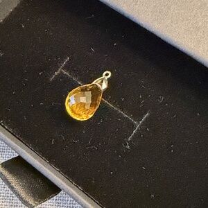 Citrine briolette, drilled, with hardware, teardrop shape, 4.12 carats